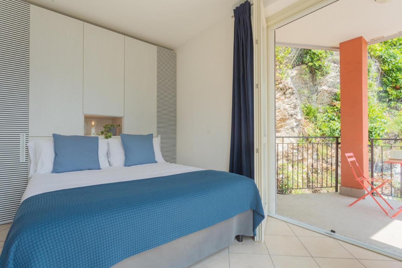 Blue Bliss Apartment By Rent All Como Colonno Extérieur photo